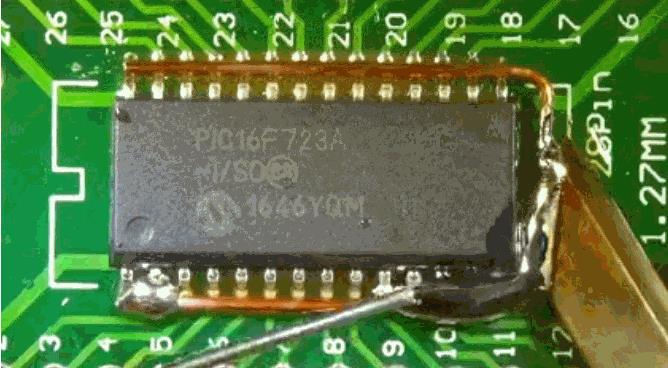  更大的SOP芯片，則使用更長(zhǎng)的導(dǎo)熱銅絲